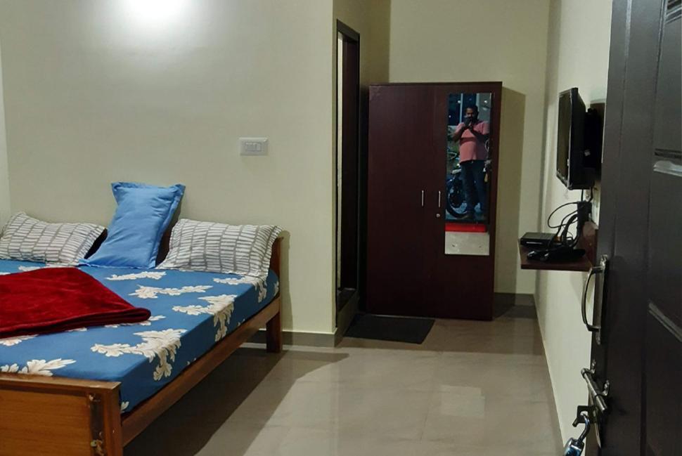 Sri Nandini Guest House Chikmagalūr Kültér fotó